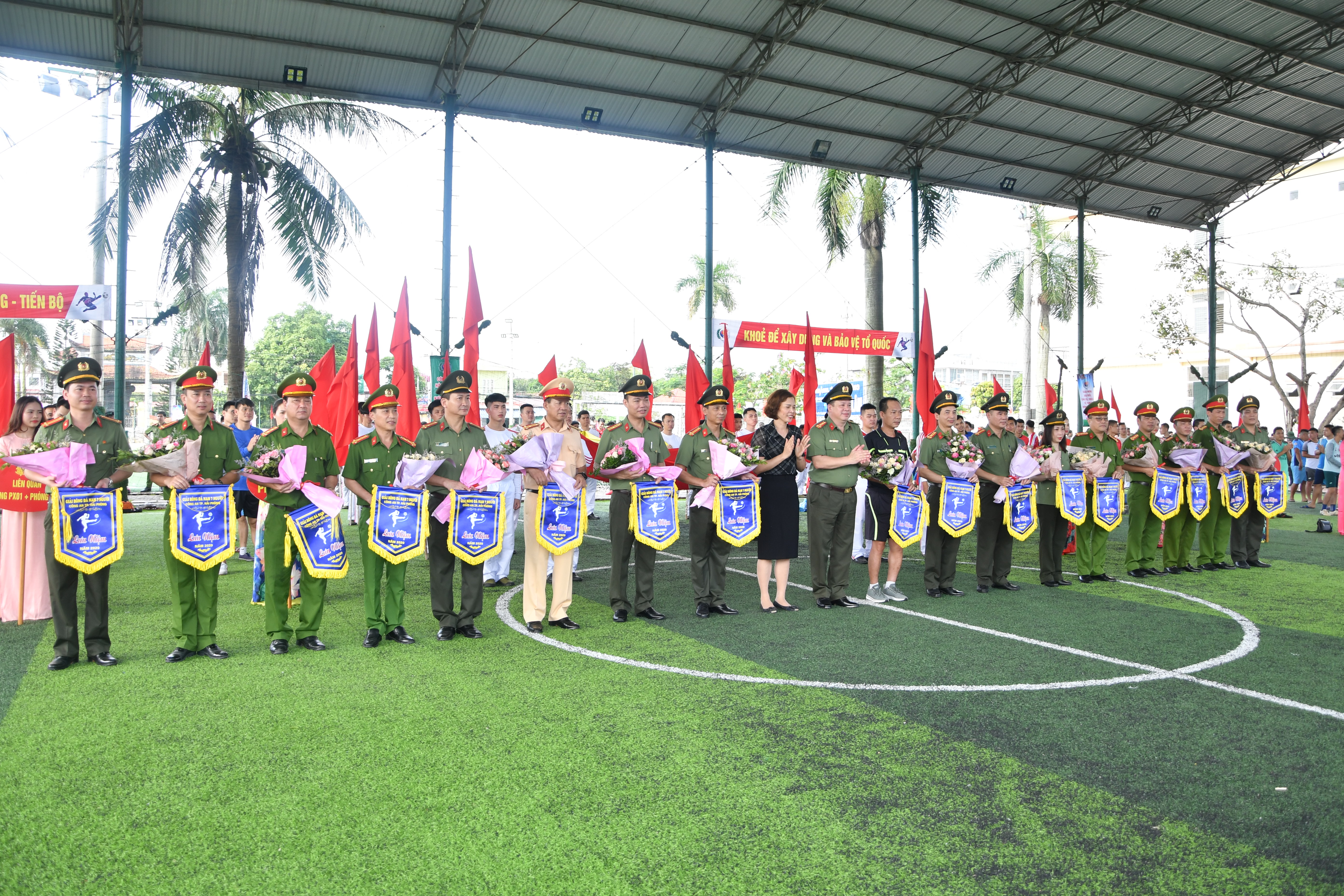 Khai mạc vòng chung kết giải bóng đá nam 7 người năm 2020: 16 đội tranh chức vô địch